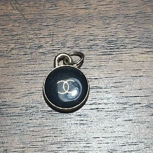 CC VINTAGE ZIPPER PULL NECKLACE CHARM